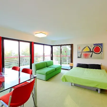 Urb Vallpineda Avda. Miquel Utrillo 99 4* 시체스